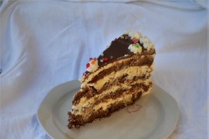 Desert tort cu crema de ananas