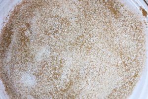 Desert friganele dulci cu aroma de portocale si gem de caise