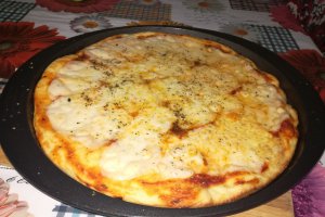 Pizza margherita