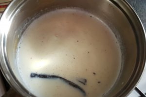 Desert cremes cu aluat de casa - ca la mama acasa