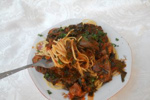 Spaghete cu ficatei