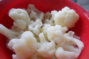 Foietaj cu broccoli si conopida