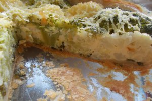 Foietaj cu broccoli si conopida