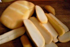Aperitiv ciuperci umplute cu branzeturi