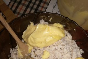 Salata din piept de pui cu ciuperci