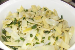 Trufandale - Pastai prajite, cu usturoi si mamaliguta
