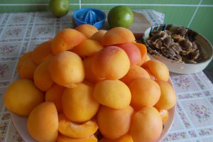 Dulceata de caise