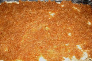Desert prajitura cu mac, nuci si mere