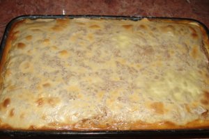 Desert prajitura cu mac, nuci si mere