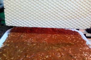 Desert napolitanele copilariei  (nuca, caramel si glazura de ciocolata)