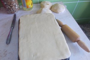 Desert prajitura cu nuci si smantana