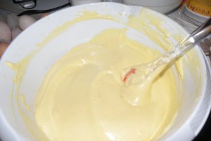 Desert prajitura cu merisoare, capsuni si ciocolata