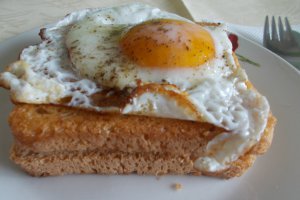 Sandvis Croque-madame