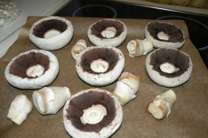 Ciuperci champignon umplute la cuptor