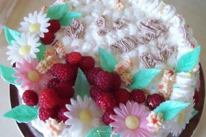 Desert tort-Cos cu flori si zmeura