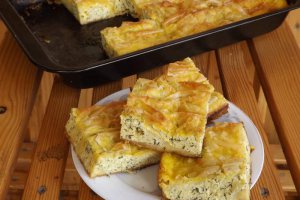 Aperitiv placinta creata cu urda si marar