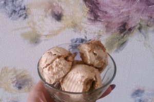 Desert inghetata cu mascarpone si cafea