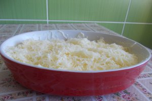 Aperitiv cartofi gratinati cu salata de varza