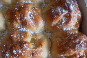 Poale-n brau - reteta traditionala de placinte moldovenesti