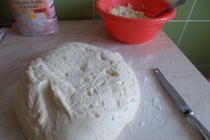 Poale-n brau - reteta traditionala de placinte moldovenesti
