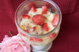Desert inghetata cu ciocolata si mango