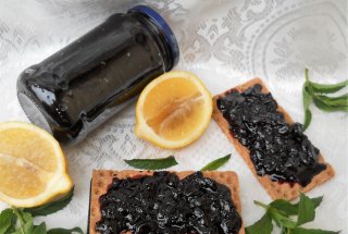 Dulceata de cirese amare
