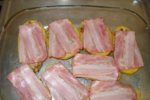 Aperitiv cartofi umpluti la cuptor