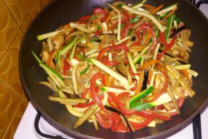 Legume soté la tigaie