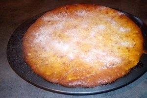 Desert tarta cu cirese si crema de branza