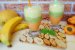 Smoothie cu iaurt, caise, kiwi, banana si pepene galben-2