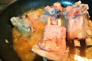 Costita de purcel la tigaie