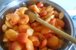 Dulceata de caise
