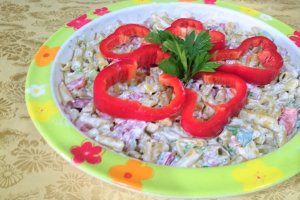 Salata de fasole verde fideluta cu iaurt cremos