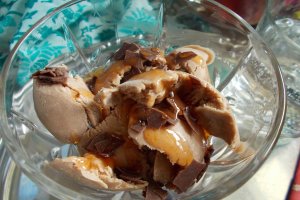 Desert inghetata cu ciocolata