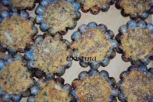 Aperitiv briose cu bacon si cascaval