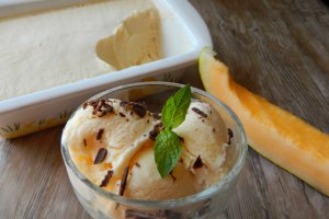 Desert inghetata cu pepene galben si mascarpone