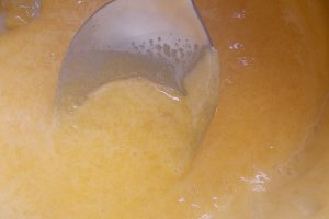 Desert inghetata de caise confiate