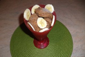 Desert inghetata de banane si ciocolata
