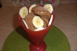 Desert inghetata de banane si ciocolata