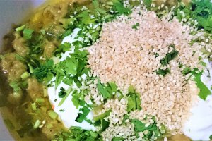 Salata de vinete, cu iaurt grecesc si susan
