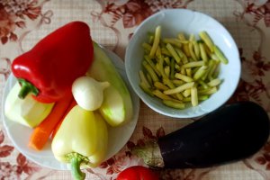 Mancare de legume cu orez