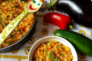Mancare de legume cu orez