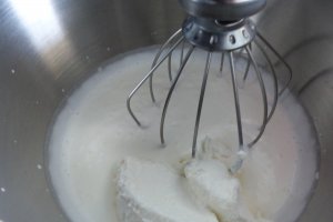 Desert crema Mojito cu ricotta