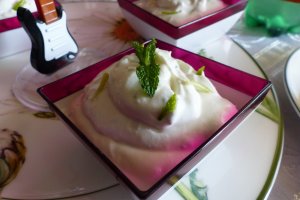 Desert crema Mojito cu ricotta