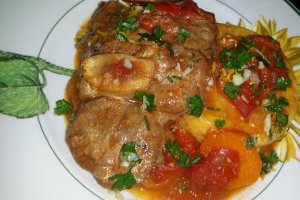 Osso buco milanez si gremolata