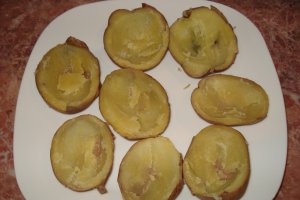 Aperitiv barcute din cartofi cu cascaval