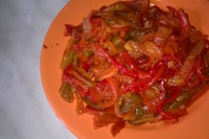 Tocana cu carne de porc si ardei copt