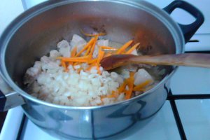 Varza calita cu carne de porc