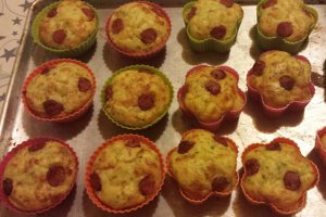 Aperitiv briose cu dovlecel si mozzarella