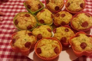Aperitiv briose cu dovlecel si mozzarella